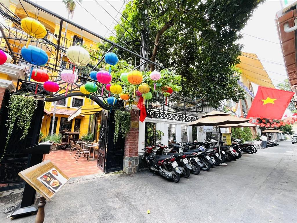 Cho thuê mặt bằng kinh doanh vị trí vàng, trung tâm quận 3