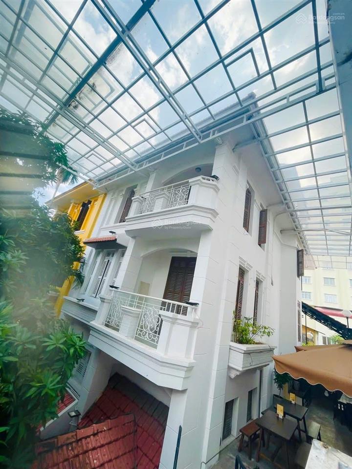 Cho thuê mặt bằng kinh doanh vị trí vàng, trung tâm quận 3