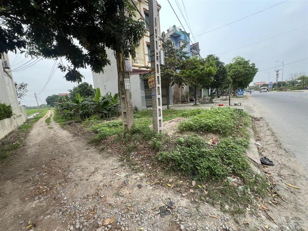 Đất 2 mặt tiền siêu đẹp, quốc lộ 17  sân bay quốc tế gia bình