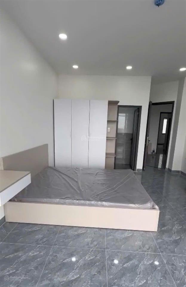 Bán căn hộ dịch vụ vườn lài, ngang 8x21m, nguồn thu 110 triệu/tháng