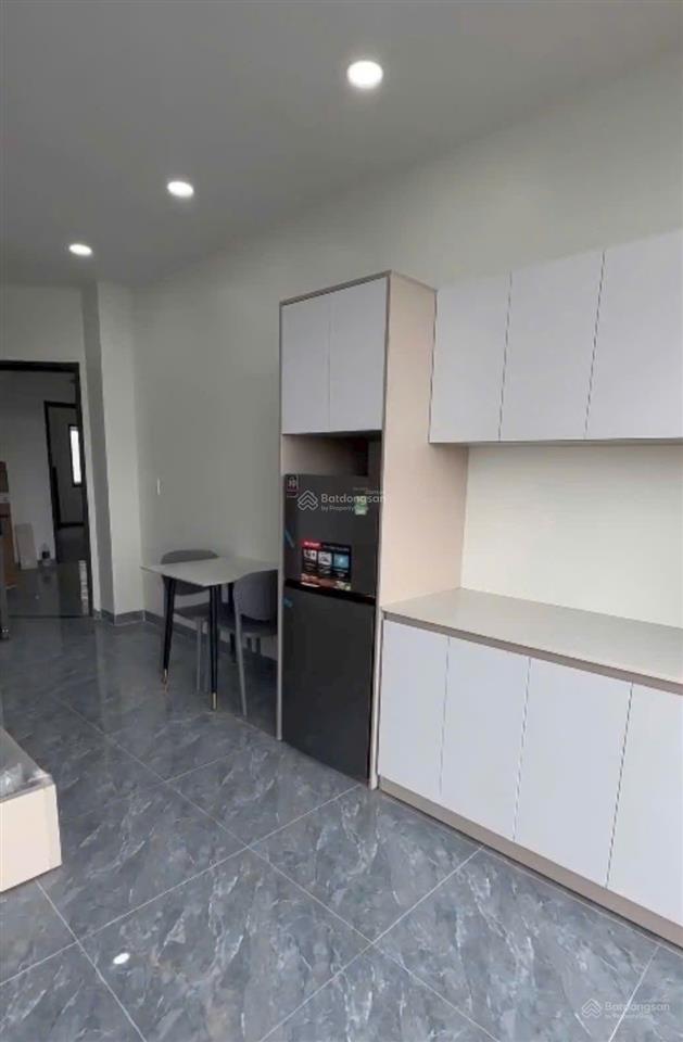 Bán căn hộ dịch vụ vườn lài, ngang 8x21m, nguồn thu 110 triệu/tháng