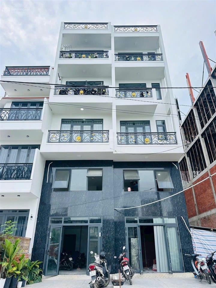 Bán căn hộ dịch vụ vườn lài, ngang 8x21m, nguồn thu 110 triệu/tháng