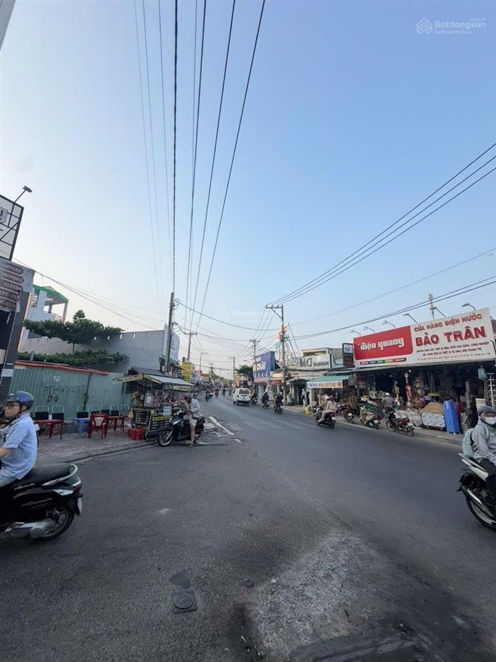 Bán căn hộ dịch vụ mặt tiền hà huy giáp, 1772m2 có tổng 82 phòng đang cho thuê 3,6tỷ/năm