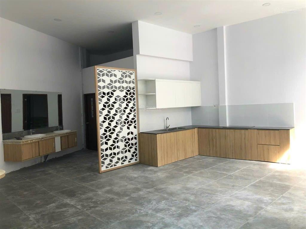 Bán mặt tiền nguyễn oanh, gần 300m đang có nhà sẵn