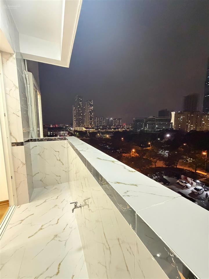 Chính chủ bán căn hộ 703 toà b10a đường nguyễn chánh, khu đô thị nam trung yên, cầu giấy, hà nội.