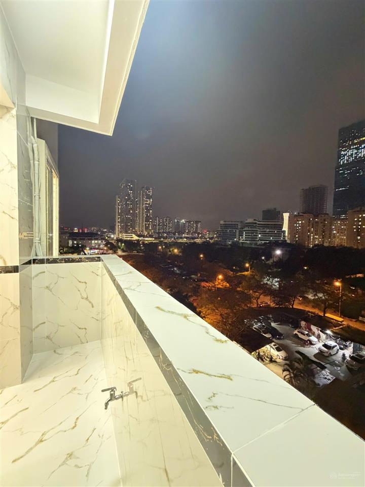 Chính chủ bán căn hộ 703 toà b10a đường nguyễn chánh, khu đô thị nam trung yên, cầu giấy, hà nội.