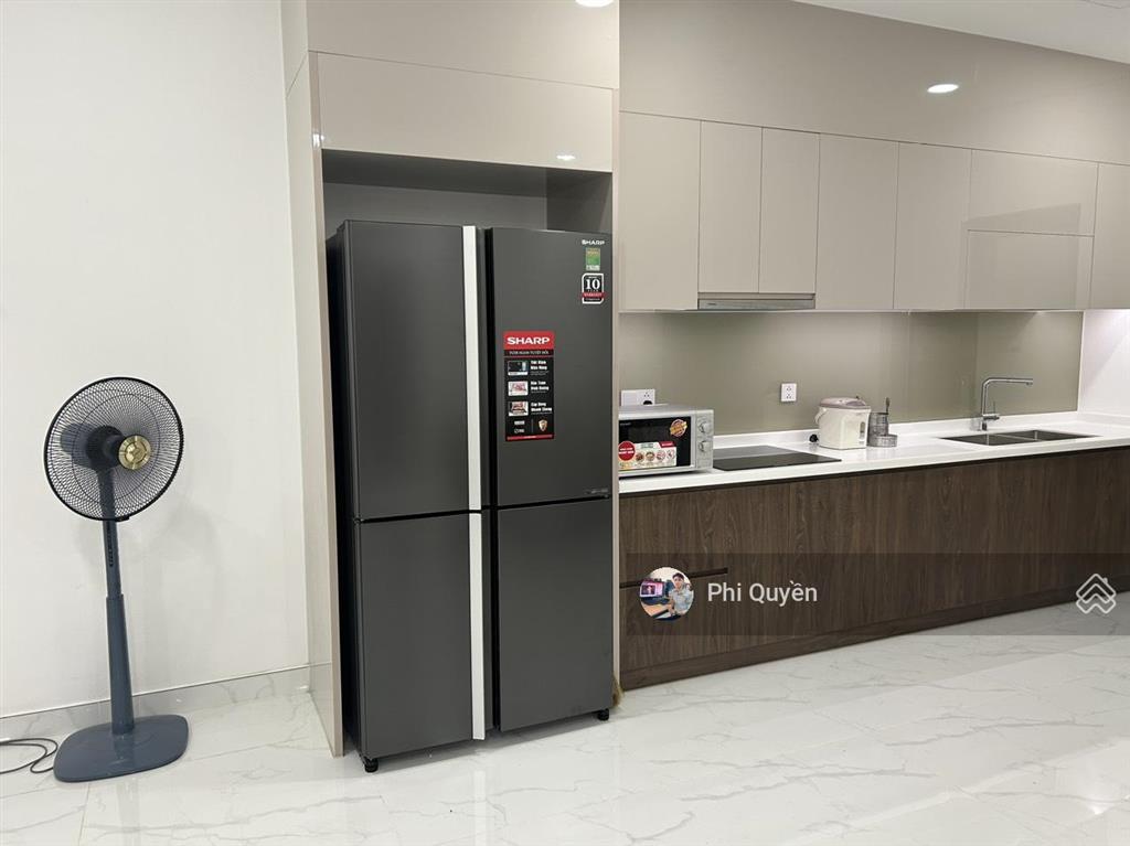 Mình cần bán chung cư the usefull  quận 1. dt 59m2, 2pn, 1wc. giá 2.7 tỷ.  0779 757 *** quyền