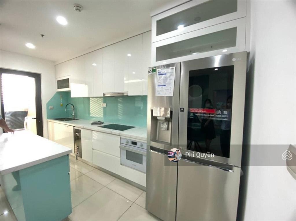 Cho thuê chcc hùng vương plaza  quận 5. dt 130m2, 3pn, 3wc. giá từ 22 tr/th  0779 757 *** quyền