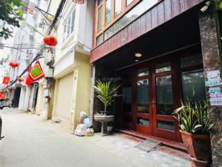 Siêu phẩm tây hồ  ô tô vào nhà