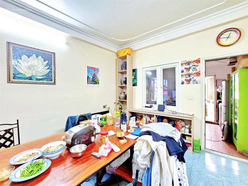 Bán nhà mặt phố khu vực đống đa  thiết kế 6 tầng thang máy thông sàn kinh doanh chỉ 20 tỏi