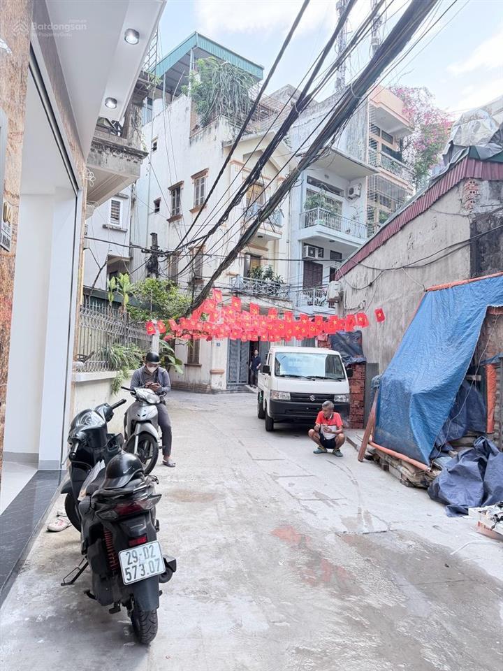 Trung tâm hai bà trưng thang máy oto đỗ cửa ngày đêm  nhỉnh 11 tỷ