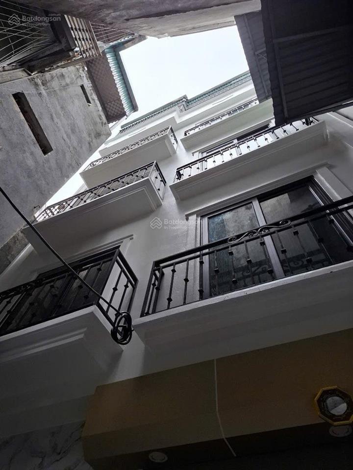 Không quy hoạch hai bà trưng nhà đẹp dân xây ngõ thông  41mx5 tầng  nhỉnh 13tỷ