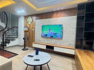 Trung tâm đống đa, vị trí cực đẹp, 7tang thang máy chỉ nhỉnh 8tỷ