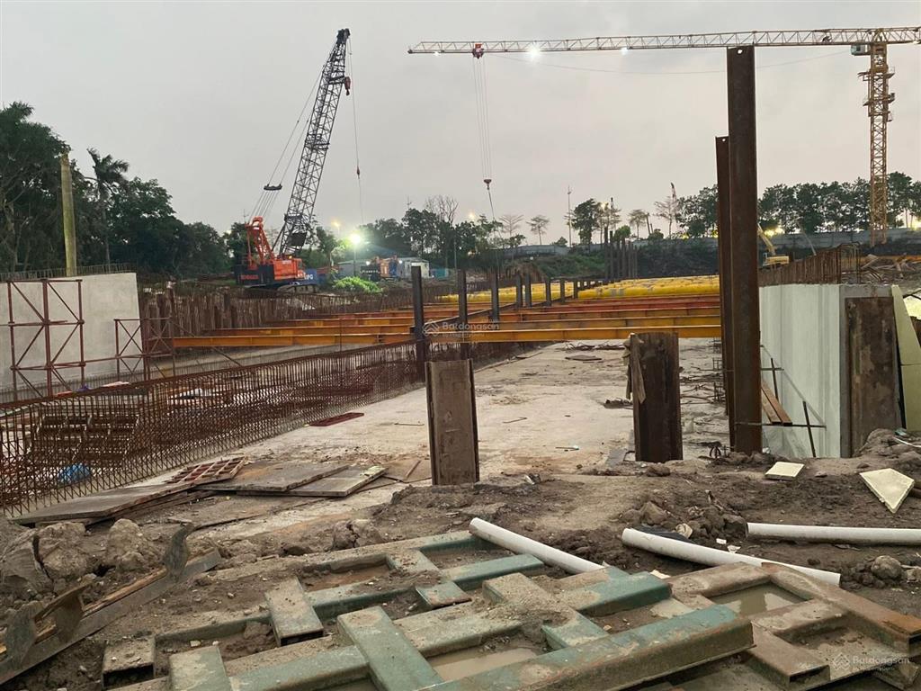 Chính bán nhà xây mới bốn tầng  mai lâm đông anhhà nội