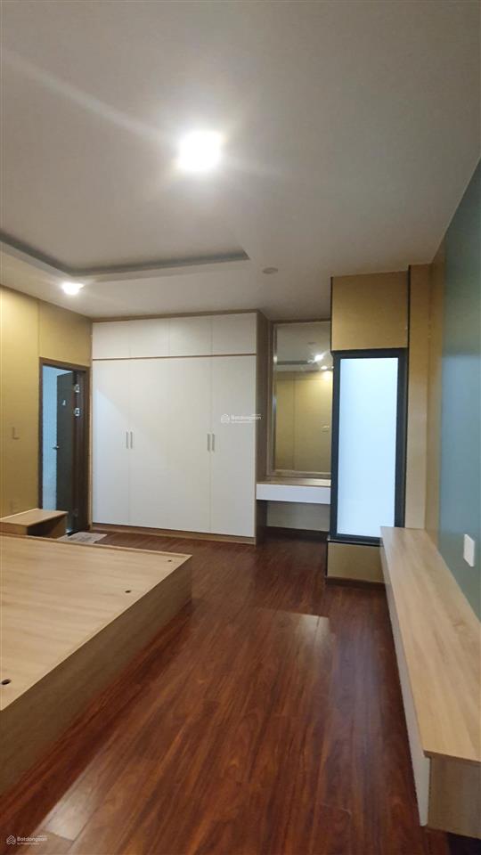 Bán nhà 1 sẹc, 5m ra mặt tiền lê hồng phong phường 2 quận 5 (5mx10m) trệt lầu giá 6 tỷ