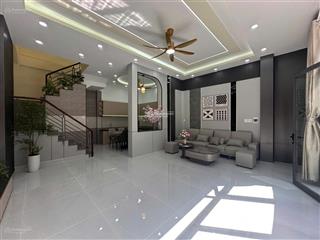 Bán nhà nguyễn đình chiểu phường 4 quận 3 (6mx10m, trệt lửng 3 lầu) có sẵn dòng tiền giá 17.5 tỷ.