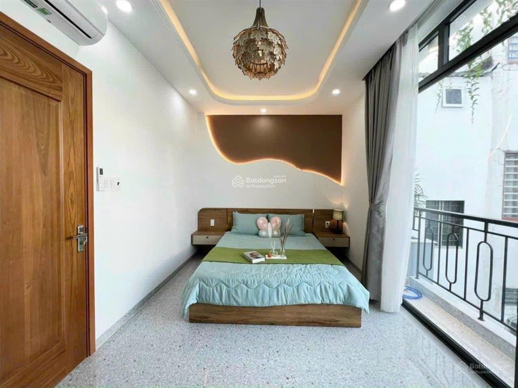 Bán nhà đường 3 tháng 2 phường 10 quận 10 (4mx24m) trệt 2 lầu giá 13.5 tỷ thương lượng