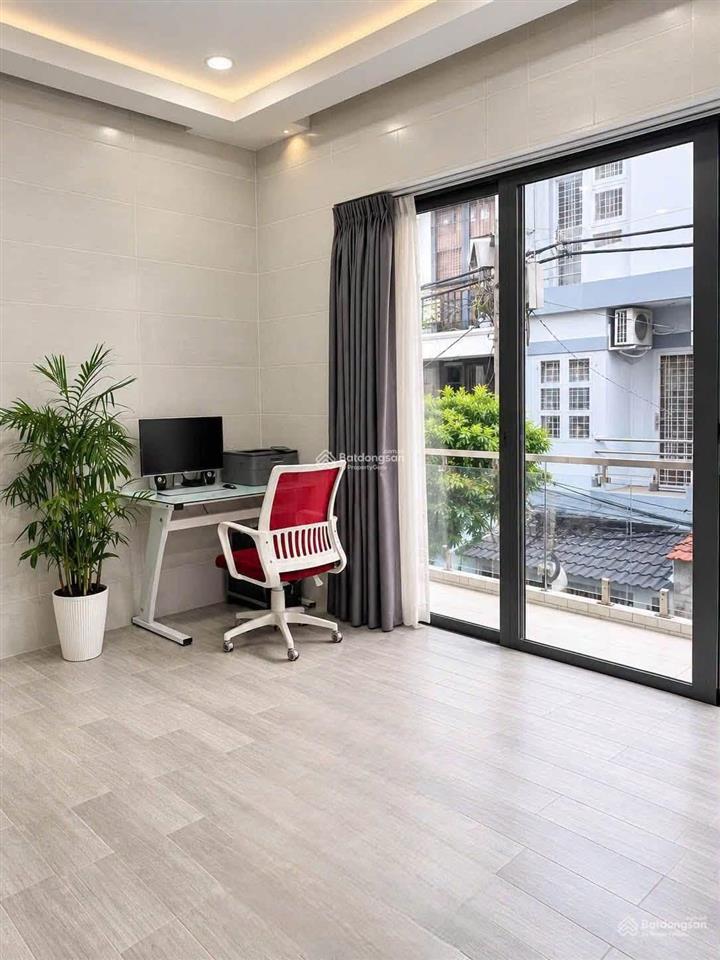 Bán nhà nguyễn đình chiểu phường 5 quận 3 (4.2x16m, nở hậu 5m) 4 tầng giá 12.5 tỷ thương lượng.