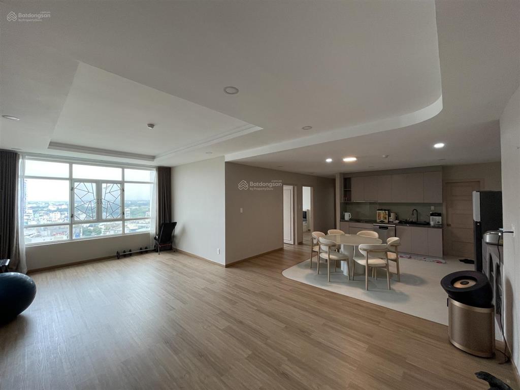 Chính chủ, bán căn 3pn  127m2  13,5tr dòng tiền từ cho thuê/tháng