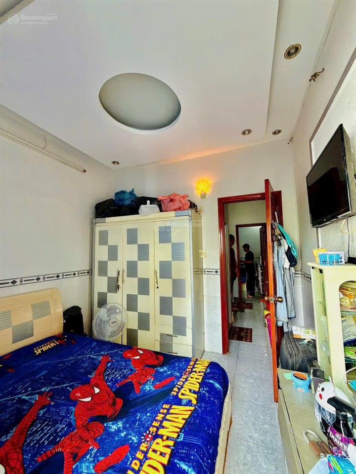 Bán nhà hẻm 1/ đường lò gốm p6 q6