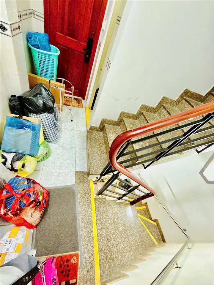 Bán nhà hẻm 1/ đường lò gốm p6 q6