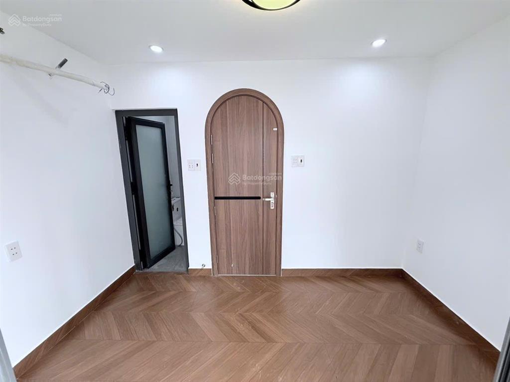 Bán nhà mặt tiền kinh doanh đường văn cao, q. tân phú