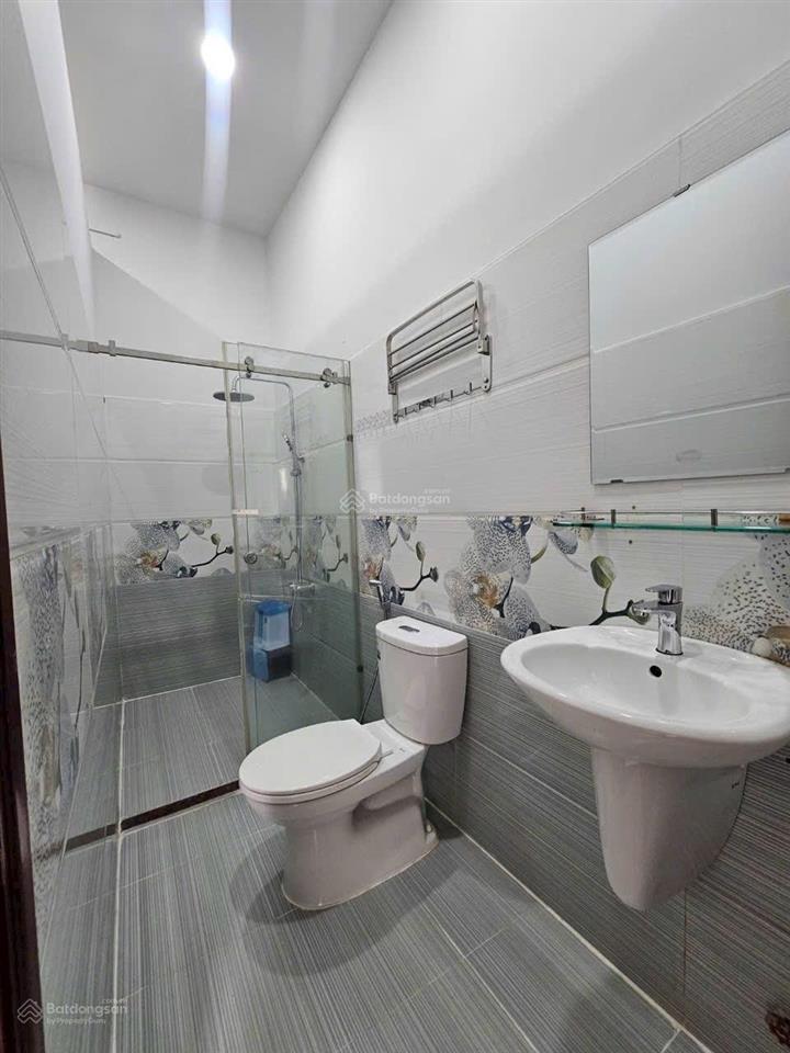 Bán nhà hẻm xe hơi đường an dương vương p16 q8 (nay là phường bình phú)