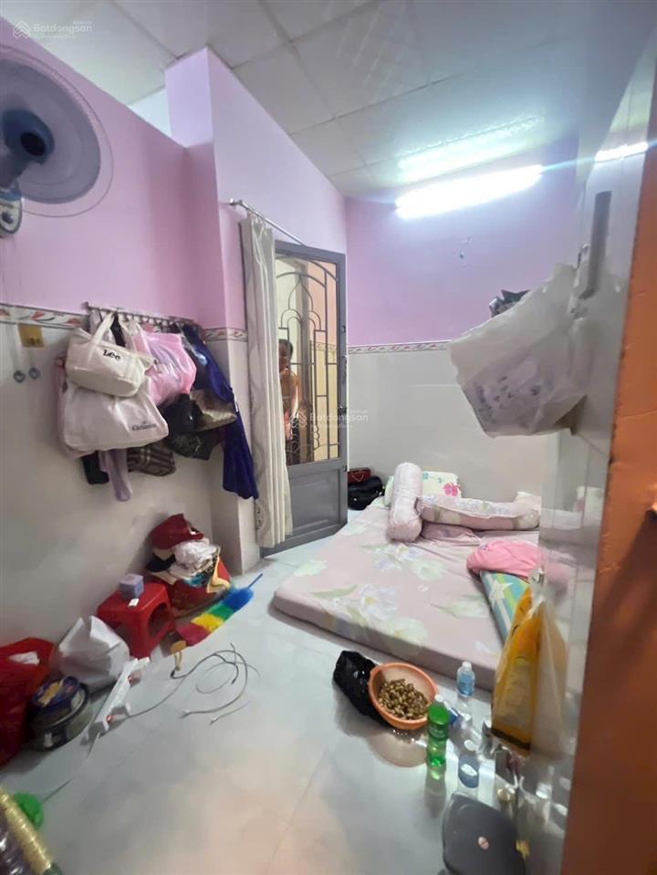 Bán nhà hẻm 185 bà hom p13 q6 (thông ra phố ẩm thực)