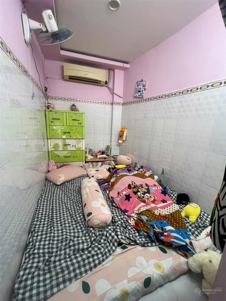 Bán nhà hẻm 185 bà hom p13 q6 (thông ra phố ẩm thực)