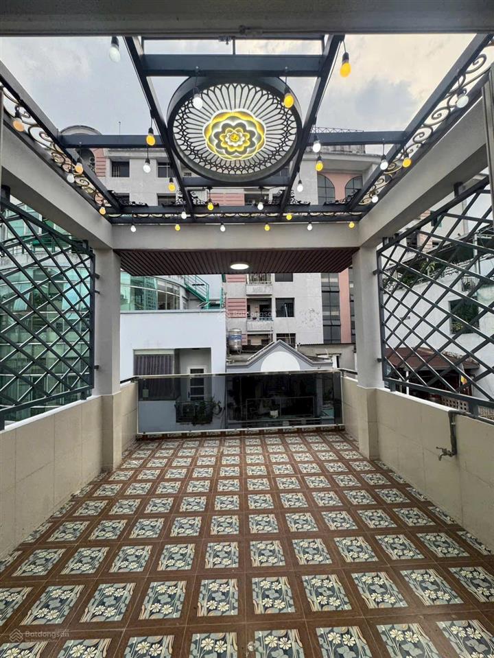 Bán nhà mới 100% hẻm xe hơi lãnh binh thăng q11