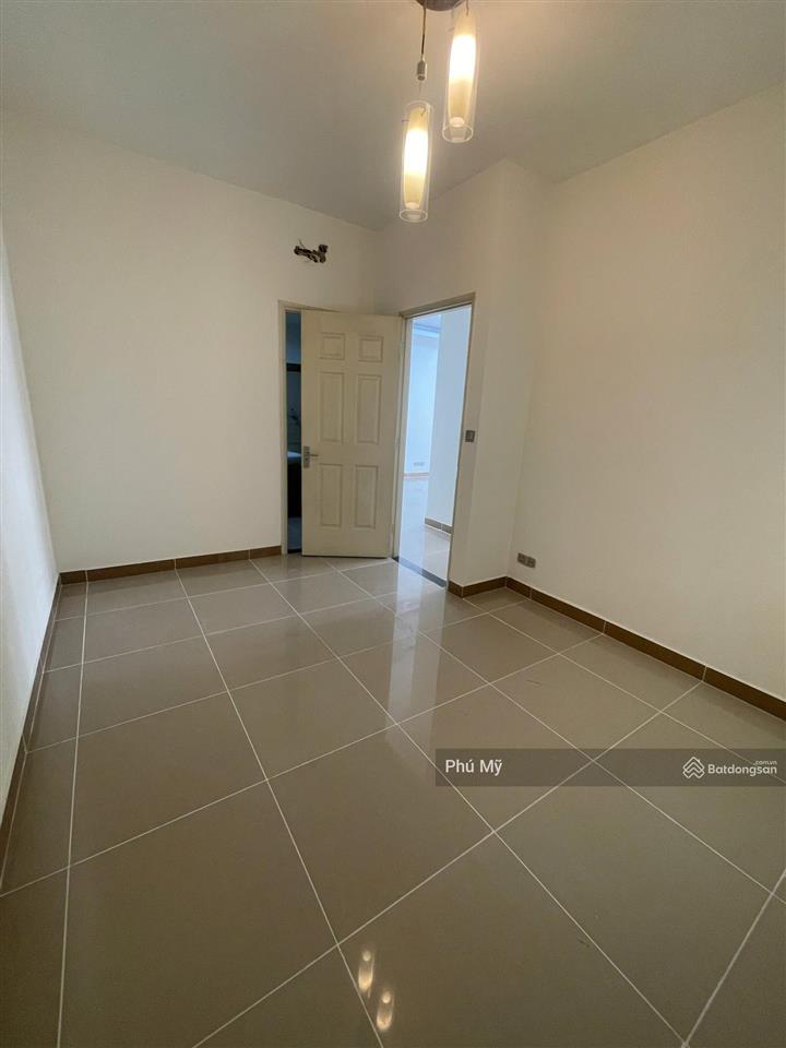 Bán căn hộ tại chung cư đức khải q7, dt 85m2, 2pn  3wc, full nội thất. giá 3,1 tỷ.  0926 879 ***