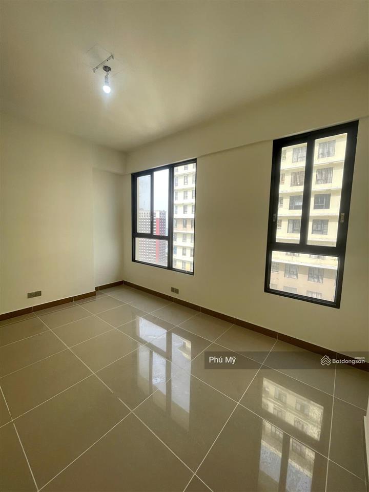 Bán căn hộ tại chung cư đức khải q7, dt 85m2, 2pn  3wc, full nội thất. giá 3,1 tỷ.  0926 879 ***
