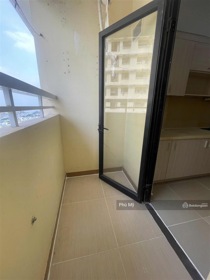 Bán căn hộ tại chung cư đức khải q7, dt 85m2, 2pn  3wc, full nội thất. giá 3,1 tỷ.  0926 879 ***