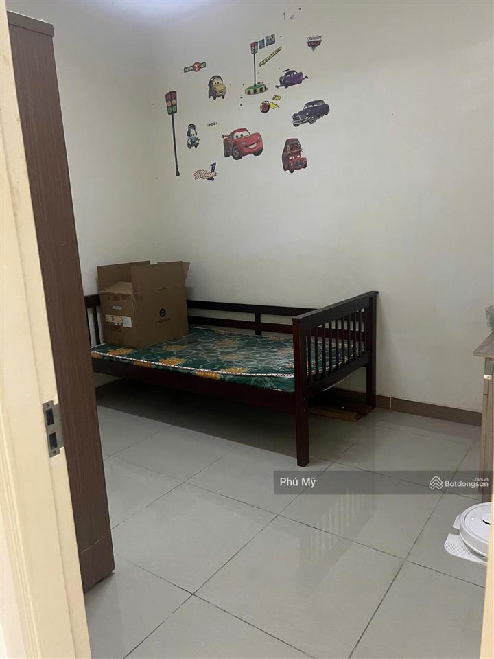 Cho thuê c/c the era town, phú mỹ. 85m22pn3wc có nội thất giá 9,5 triệu.