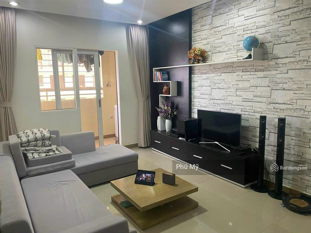 Cho thuê căn hộ 97m2, 3pn  2wc, căn góc, full nội thất, giá 11 triệu/tháng