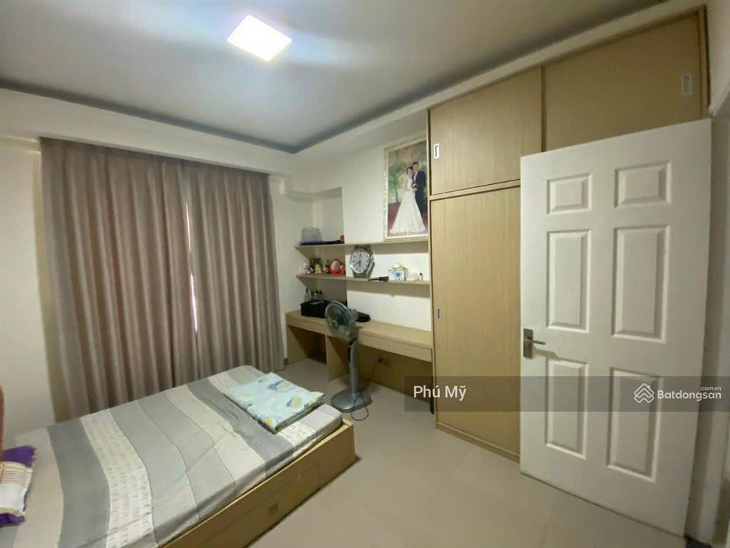 Cho thuê căn hộ 97m2, 3pn  2wc, căn góc, full nội thất, giá 11 triệu/tháng