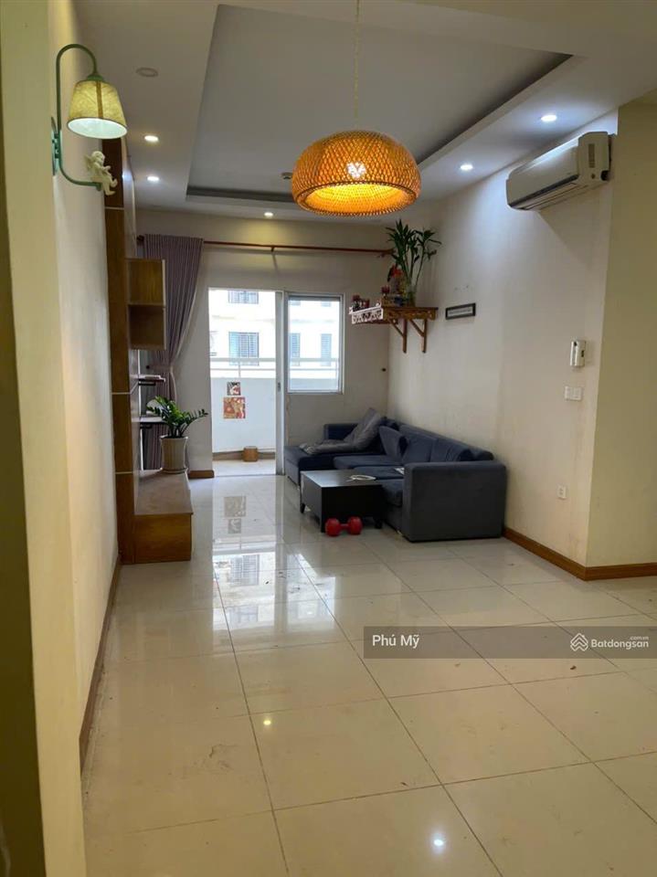 Căn hộ 97m2  3pn  2wc c/c era town quận 7 cho thuê chỉ 10tr/tháng.  0926 879 ***