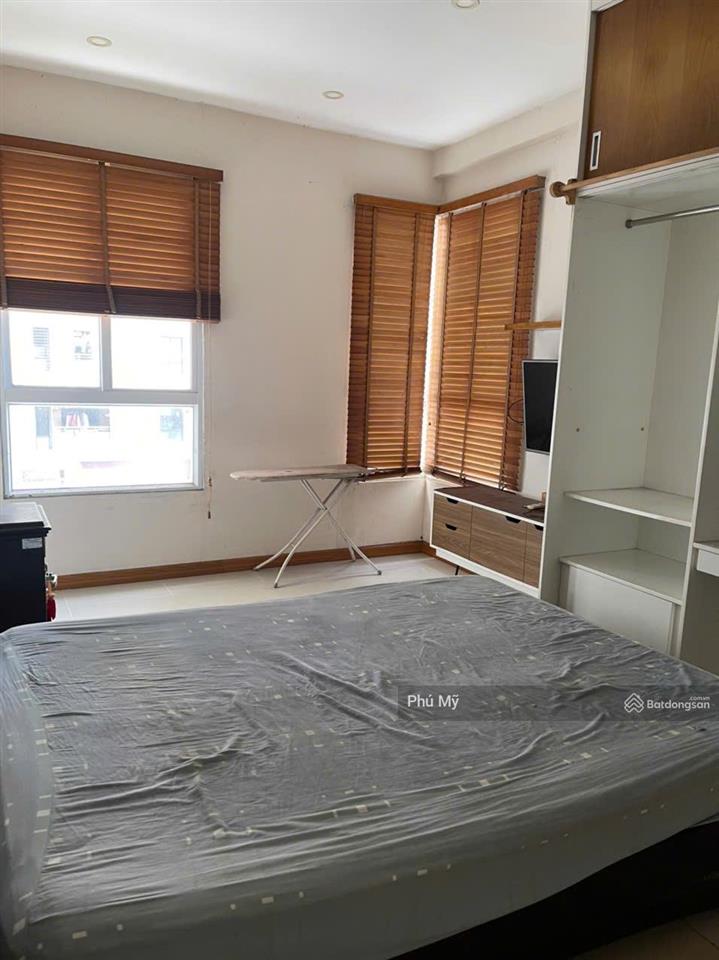 Căn hộ 97m2  3pn  2wc c/c era town quận 7 cho thuê chỉ 10tr/tháng.  0926 879 ***
