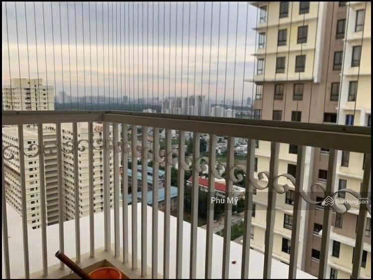 Bán ch era town block a1 cao cấp. 85m2 2 phòng ngủ 2 nhà vệ sinh. giá 3,950 tỷ.