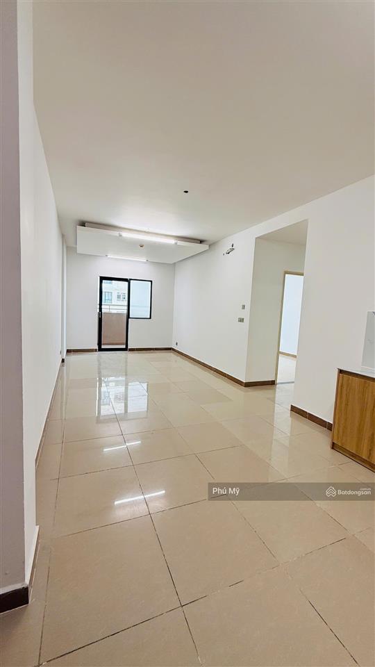 Cho thuê 97m², 3pn, 2wc, nội thất cơ bản 10 triệu.  0926 879 ***