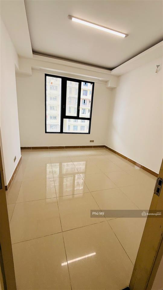 Cho thuê 97m², 3pn, 2wc, nội thất cơ bản 10 triệu.  0926 879 ***