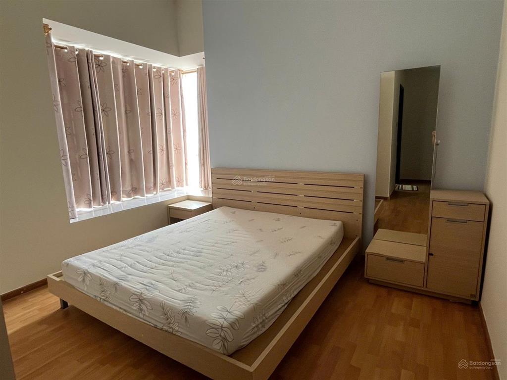 Cho thuê cc 120m2, 3pn, 2wc tại phú mỹ, q7, full nội thất 16 triệu.  0926 879 ***