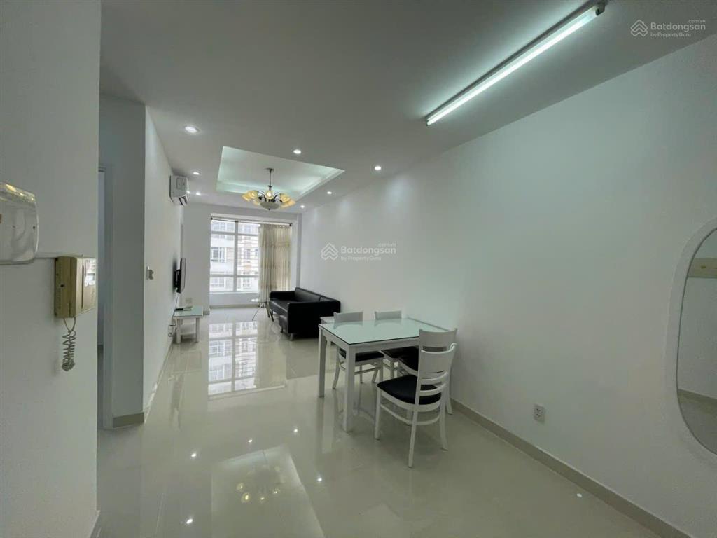 Bán cc sky garden 3, 56m2, 2pn, 1wc full nội thất 4,5 tỷ.  0926 879 ***