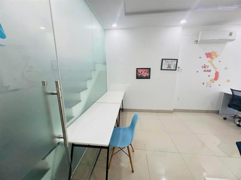 Bán nhà trần hưng đạo q.5  hxh 6m  chỉ sau 1 căn mặt tiền  dt 5m x 10m  4 tầng 4 btct