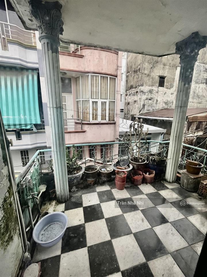 Bán nhà hẻm xe hơi trần hưng đạo q5  cách mt 20m  dt 3,5x15  5pn/5wc  giá tốt nhỉnh 8 tỷ