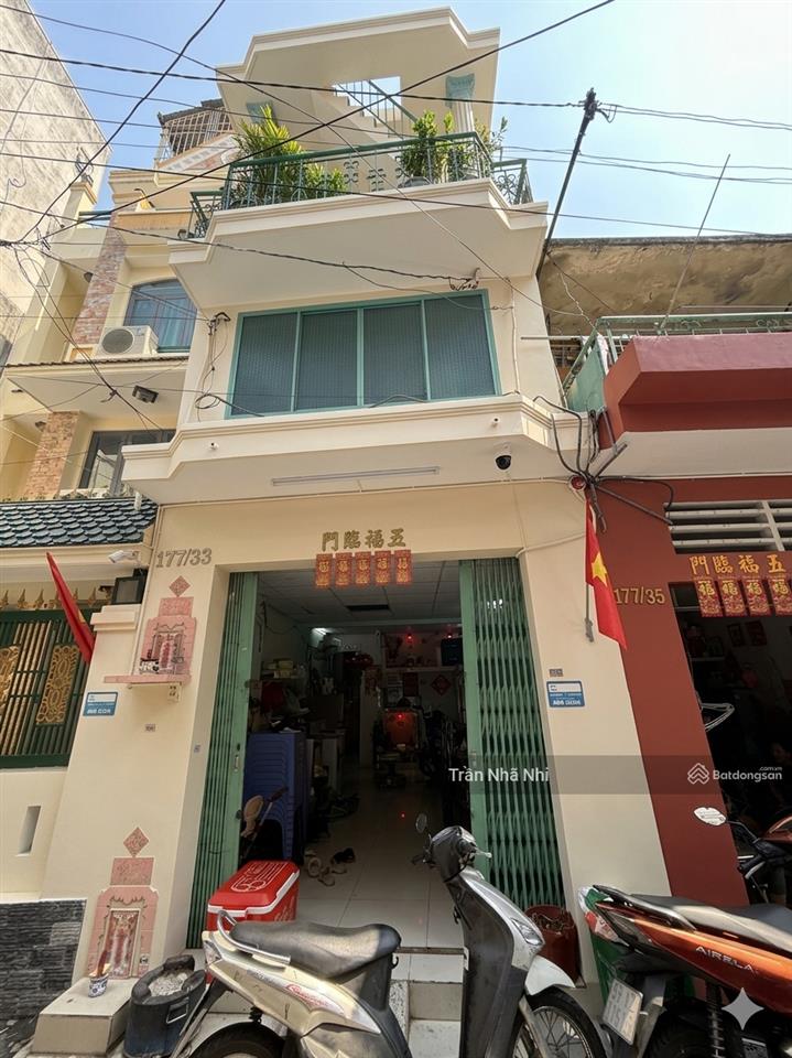 Bán nhà hẻm xe hơi trần hưng đạo q5  cách mt 20m  dt 3,5x15  5pn/5wc  giá tốt nhỉnh 8 tỷ