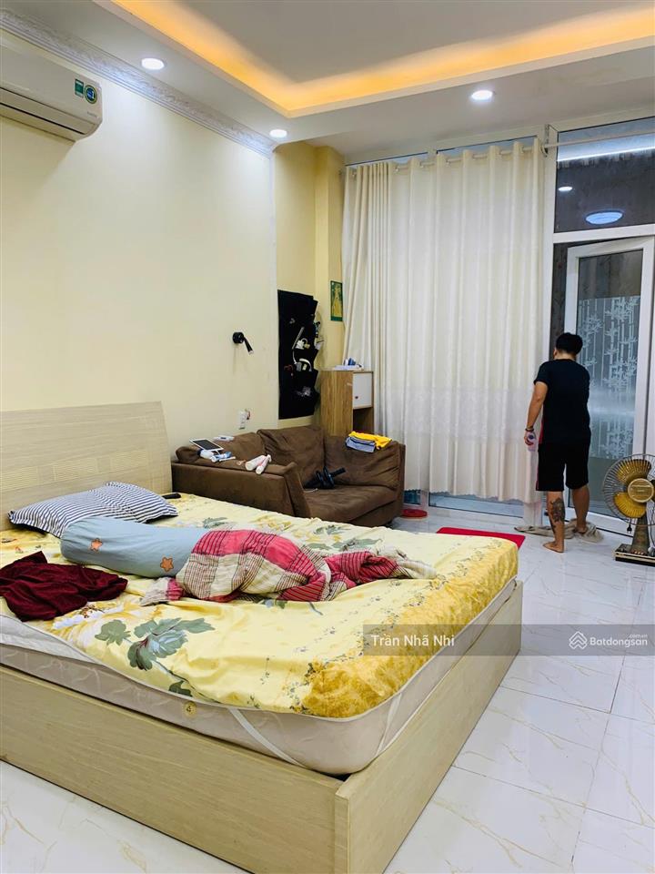 Siêu phẩm trần phú q5  xe hơi ngủ trong nhà dt 3,5 x 16m  5 tầng 9pn  cho thuê giá cao