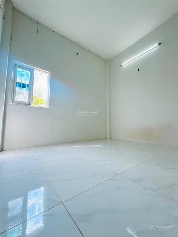 Bán nhà mễ cốc giá rẻ, 4 x 9m 2 tầng 2pn giá tốt chỉ với 2 tỷ nhỉnh sở hữu ngay