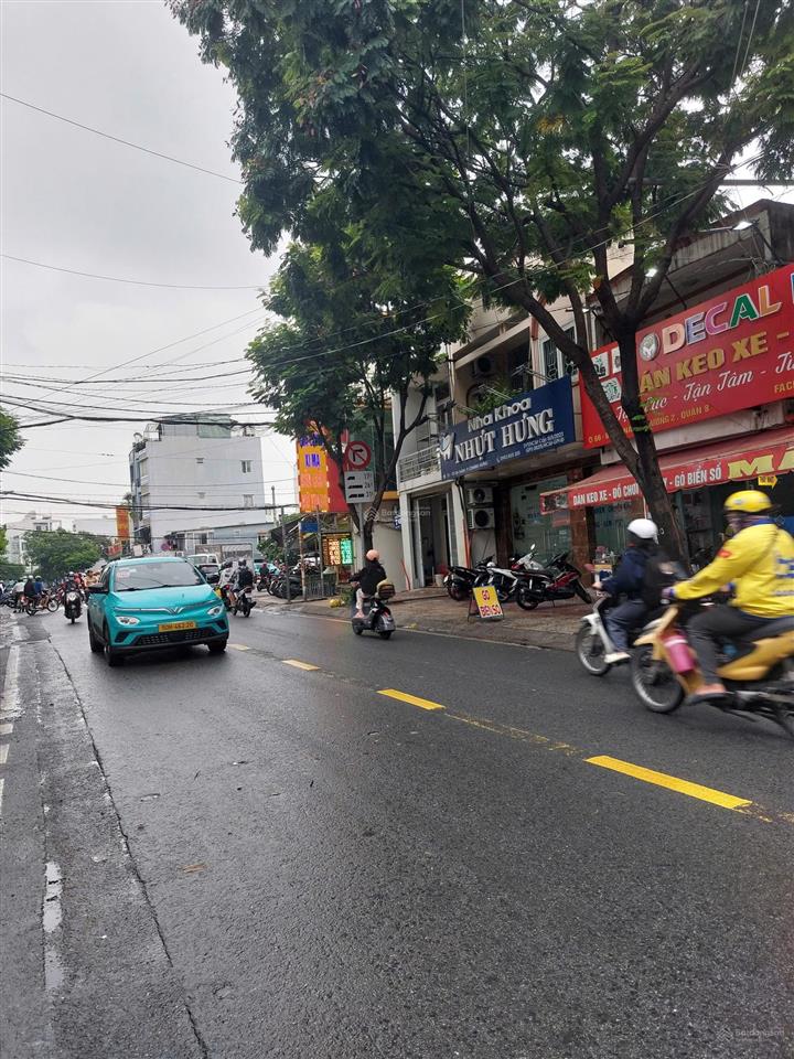 Bán nhà mới full nội thất, 30m2, 2 phòng ngủ chỉ đưa trước 3 tỷ nhận nhà