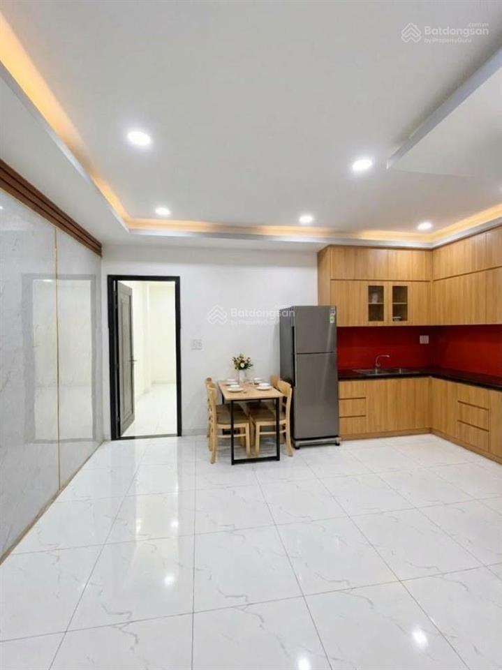 Gấp sát mt âu dương lân, ngang 5,7 x 14m (hiếm), 2 tầng 4pn chỉ 6,5 tỷ